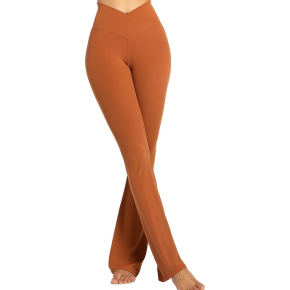 Chic High Waisted Flare Yoga Pants - Picture 2 of 6